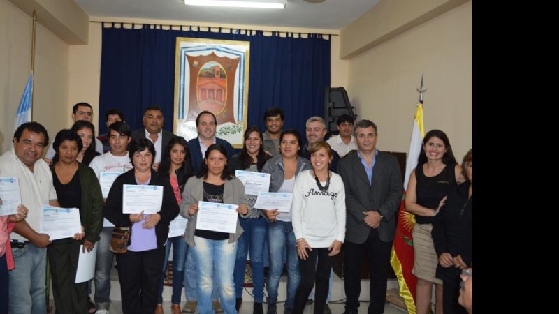 Entrega de diplomas en el Concejo Deliberante de Belén