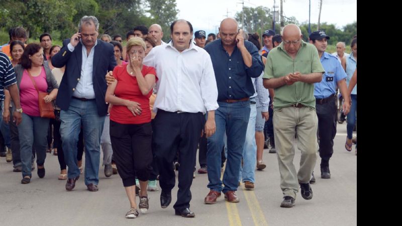 Entregan ayudas por más de medio millón a pobladores de Bañado de Ovanta