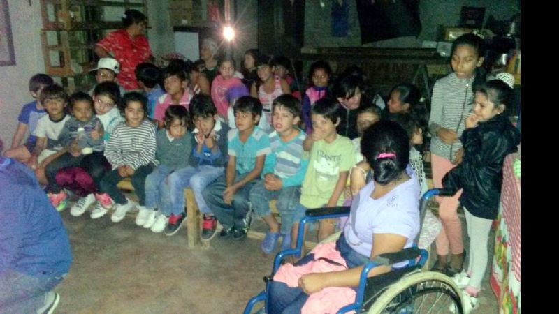 El cine móvil del Espacio INCAA sigue recorriendo los barrios capitalinos