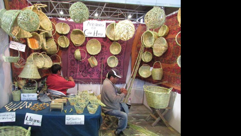 Abren la convocatoria a artesanos para la Fiesta del Poncho 2015