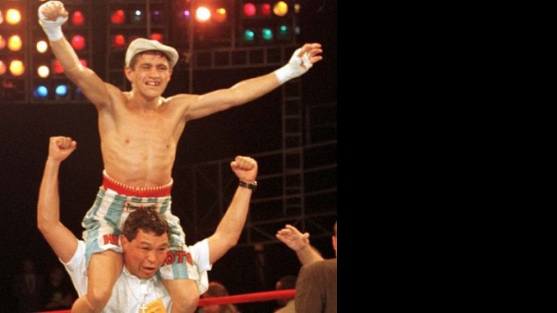 Ex campeón mundial de boxeo detenido por golpear salvajemente a su ex mujer