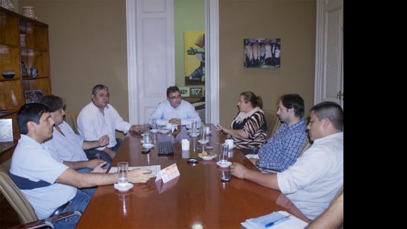 Jalil recibió al SOEM por las recategorizaciones