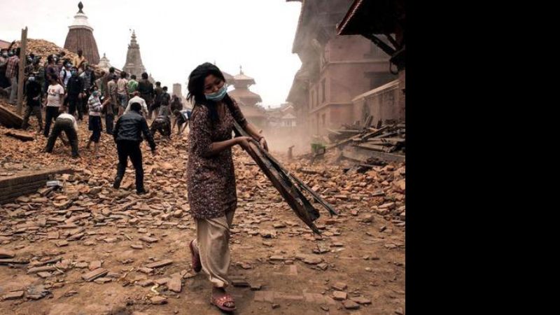 Ya son más de 4.700 los muertos por el terremoto en Nepal