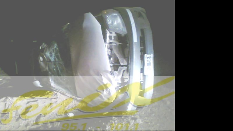 Volcó camioneta funeraria que trasladaba una fallecida a Medanitos