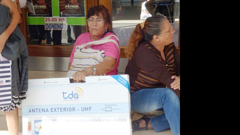 Exitosa entrega de kits de la TDA