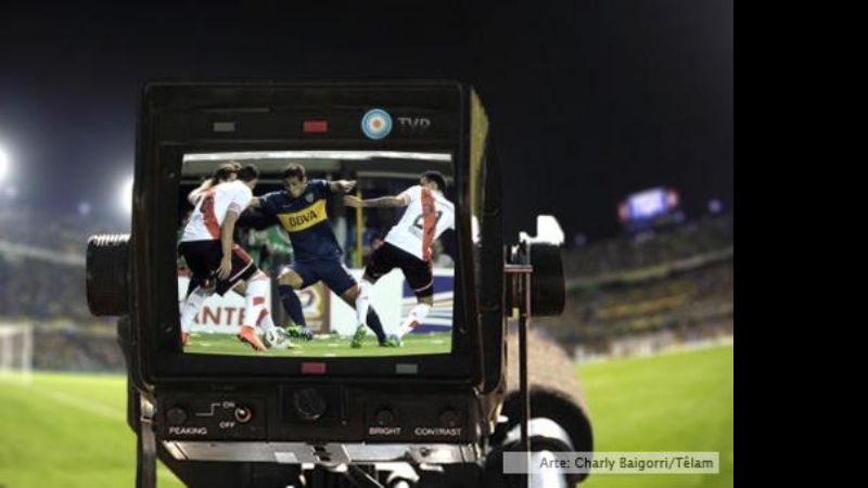 "Los superclásicos se verán por la TV Pública y saldrán cero peso"