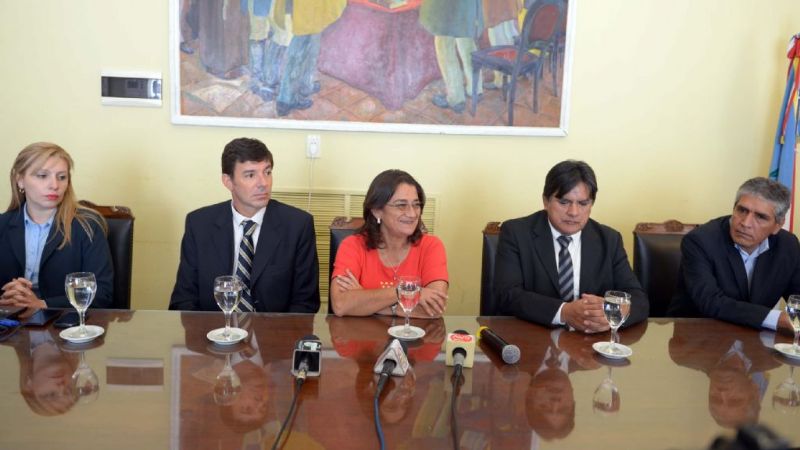 Presentaron la aplicación para teléfonos móviles de la EC SAPEM