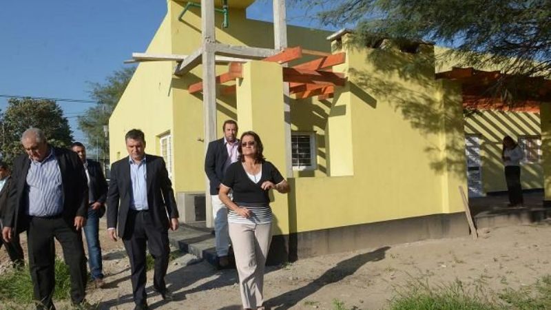 La Gobernadora visitó la Residencia Universitaria