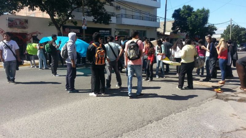 Protesta de alumnos del ISAC