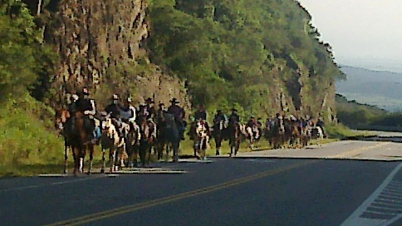 Transitar con precaución por masiva presencia de peregrinos