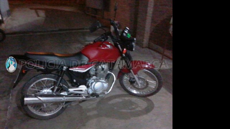 Recuperan moto robada