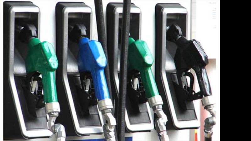 En marzo, la venta de combustibles en estaciones fue la más baja en 8 años