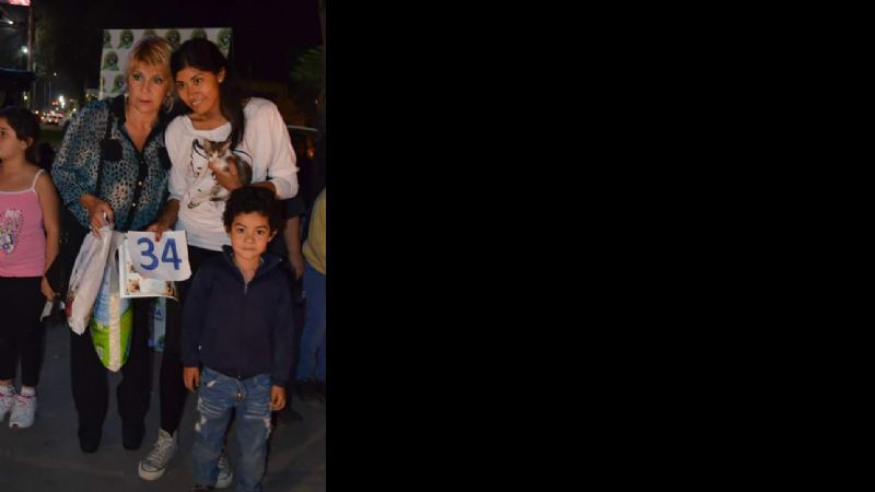 Más de 150 mascotas colmaron la Plaza El Aborigen