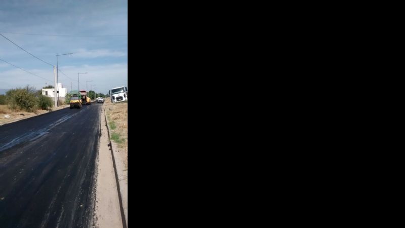 Comenzó la pavimentación de avenida Latzina