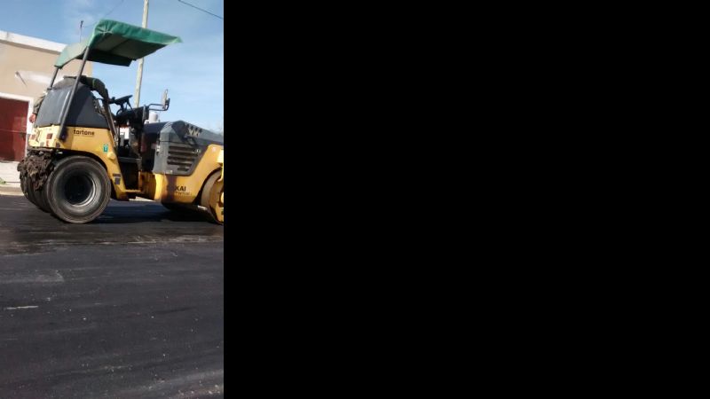 Comenzó la pavimentación de avenida Latzina