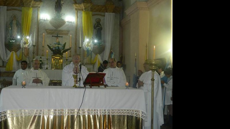 El Obispo pidió orar por la pronta santificación de Esquiú