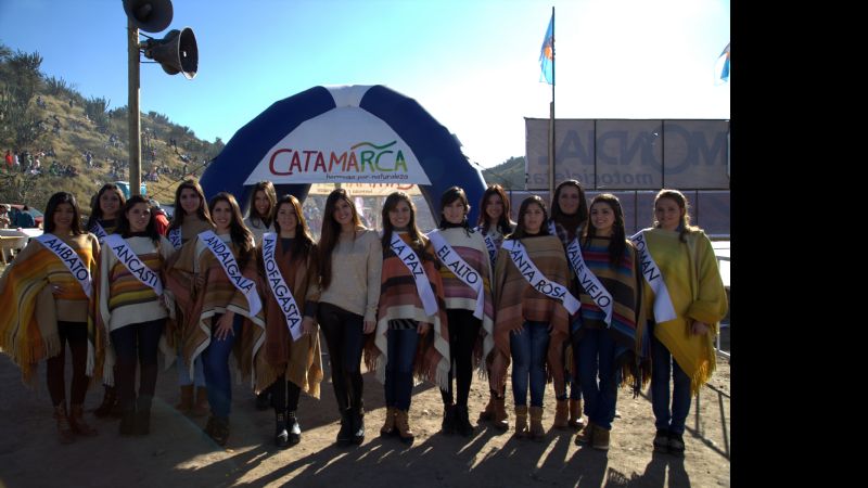 Convocan a candidatas para la elección de la Reina del Poncho 2015