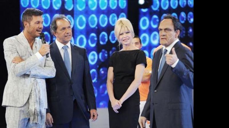 La corbata de Scioli, las gastadas a Macri y los piojos de Malena de Massa