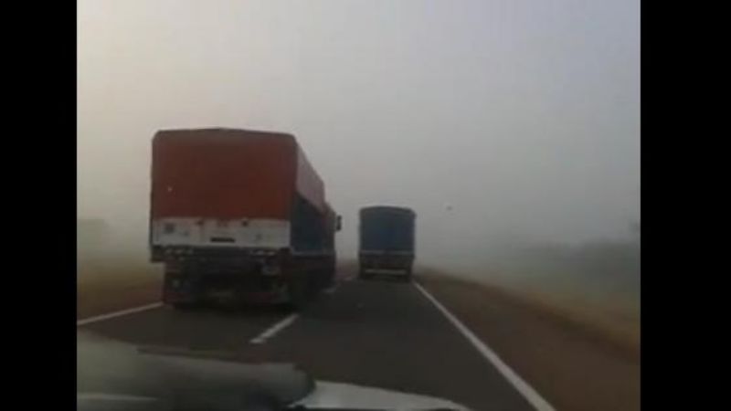 Intentó pasar a otro camión y casi choca de frente con un colectivo