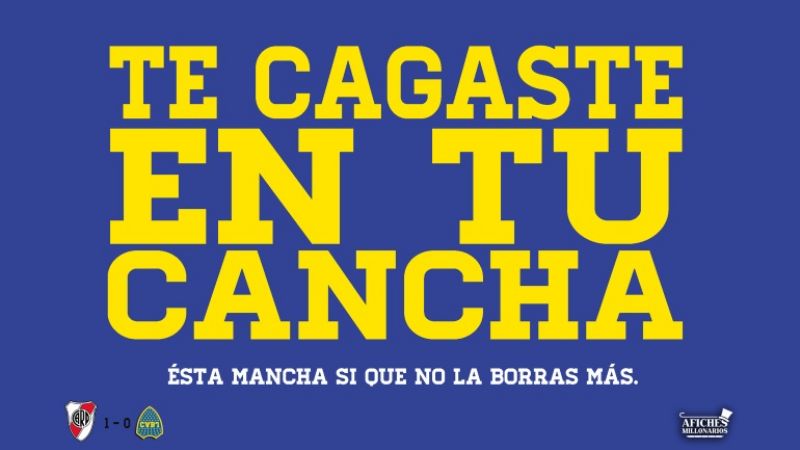 Pese al bochorno, aparecieron afiches con reproches y disculpas