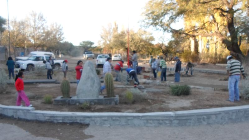 León Mendoza y sus funcionarios visitaron Paloma Yaco