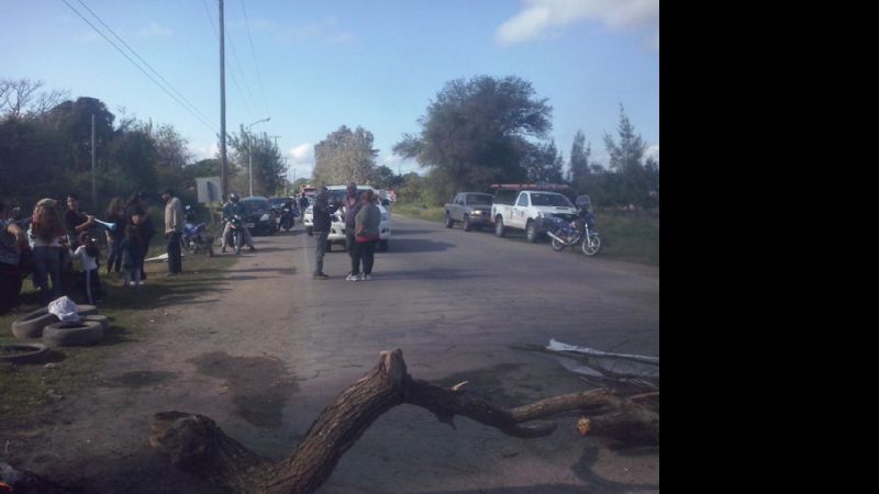 Volvió el piquete de padres en la ruta 64