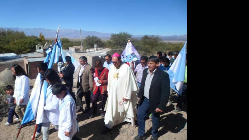 León Mendoza en la Fiesta Patronal en Paloma Yaco