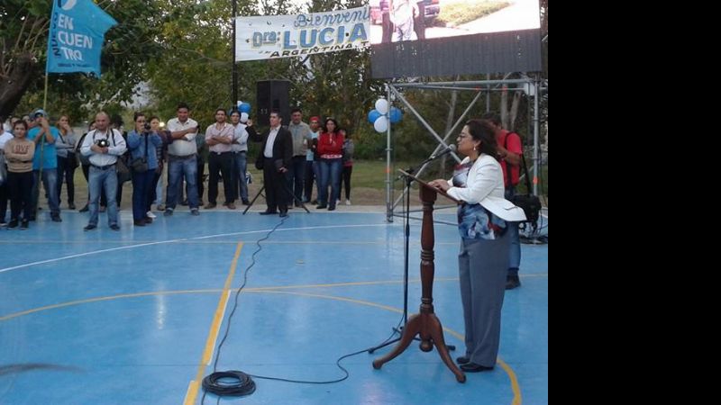 Lucía inauguró el playón deportivo de Banda de Varela