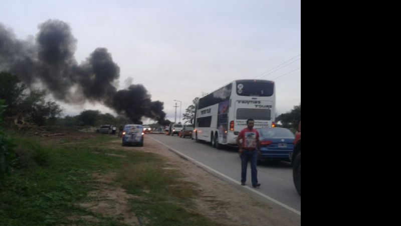 Piquete en la ruta 64
