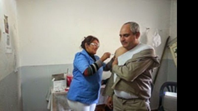 Vacunación en Minas Capillitas