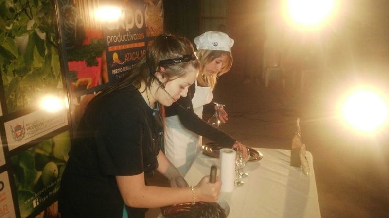 Florencia Suárez puso su cuota de buen sabor en el Simposio de Nogalicultura