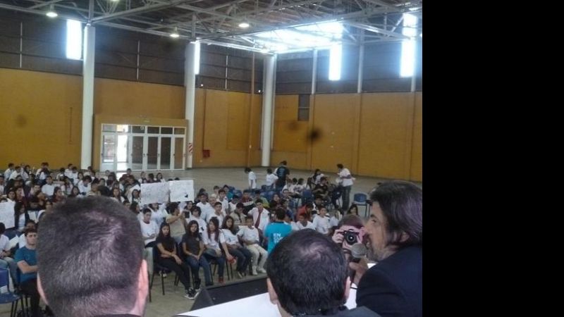 Más de 600 jovenes participan de encuentro de estudiantes secundarios