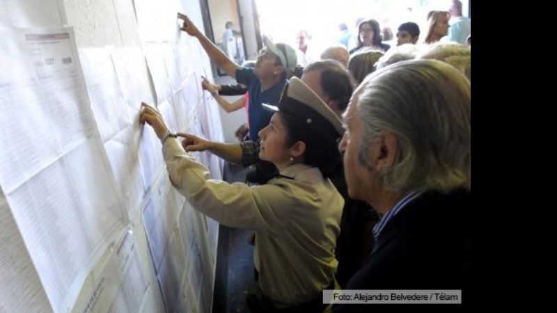 Con demoras en algunas mesas, comenzaron las PASO en Chaco