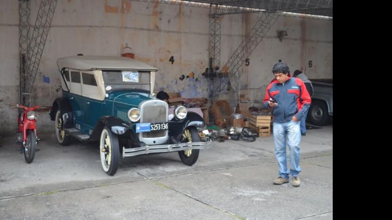 Exitosa “expo” de Autos Antiguos y Clásicos de Avca-Catamarca