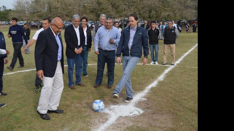 Mera instó al futbol de veteranos a seguir transmitiendo valores