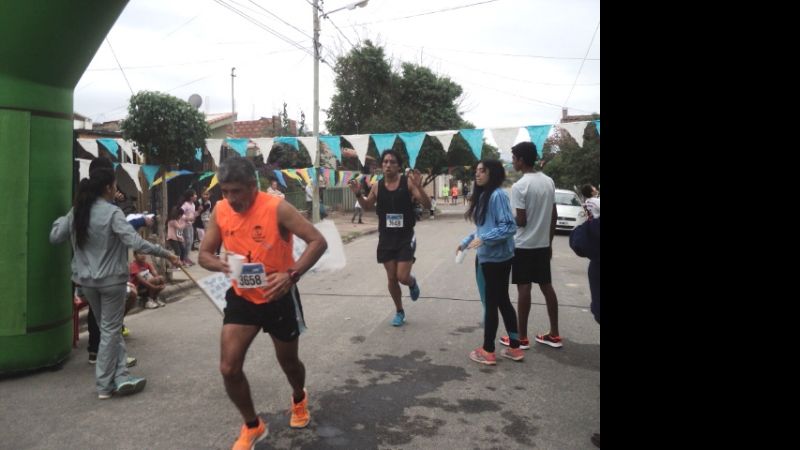 Villagra y Leiva en la distancia larga; Altamiranda y Collantes en la corta