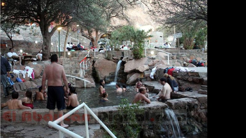 Las Termas de Fiambalá colmada de turistas