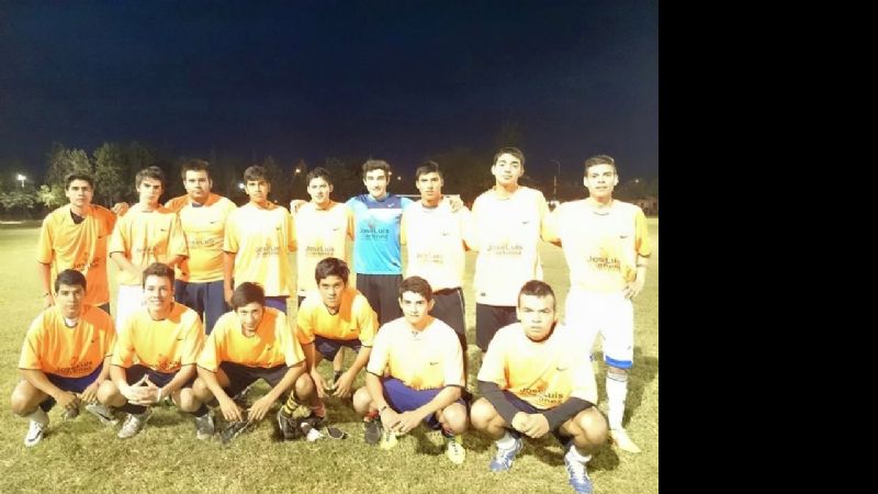 La Liga Universitaria de Fútbol juega por el Anual 2015