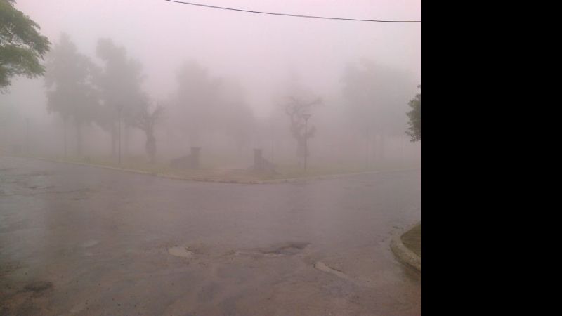 No se ve nada por la imparable lluvia en El Alto