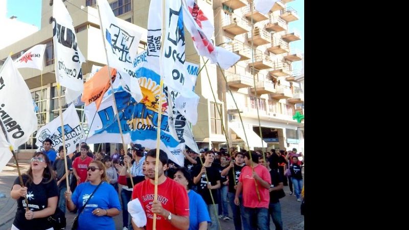 “El Hormiguero” con Lucia en la apertura de las sesiones ordinarias