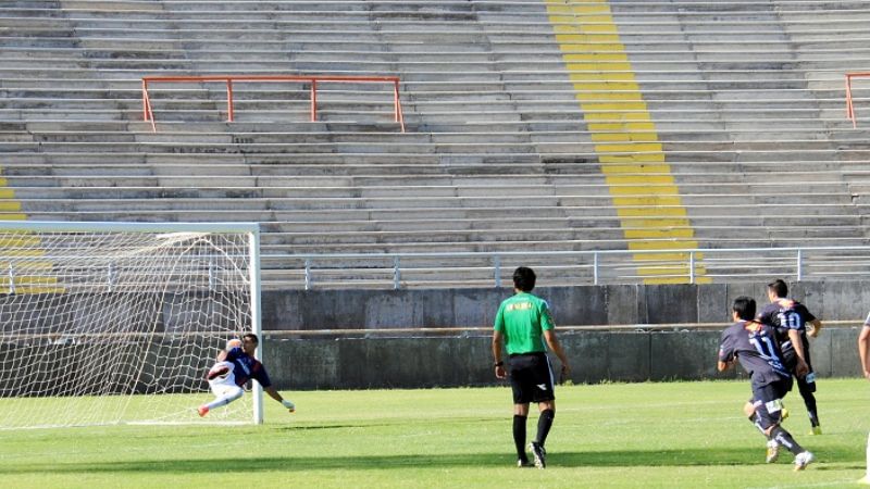 Otra dura caída de San Lorenzo, como local, en el Federal A