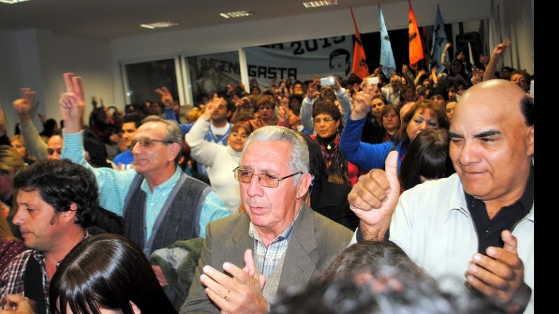 Reconocimiento “a compañeros del alma que cedieron espacios”