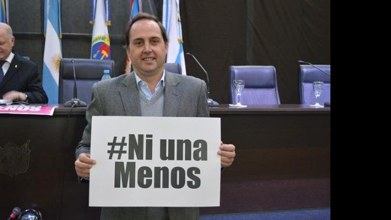 #NiUnaMenos: Mera impulsó la adhesión del Parlamento del NOA