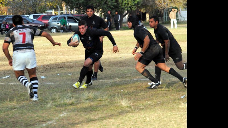 Los Hurones venció a Los Teros y es líder; goleada “Mirasol”