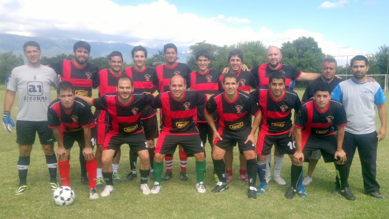 Médicos vs. Adefca, “el partido” de hoy en la categoría Única