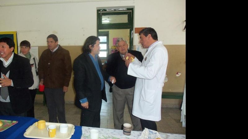 Ariza compartió un desayuno con alumnos‏