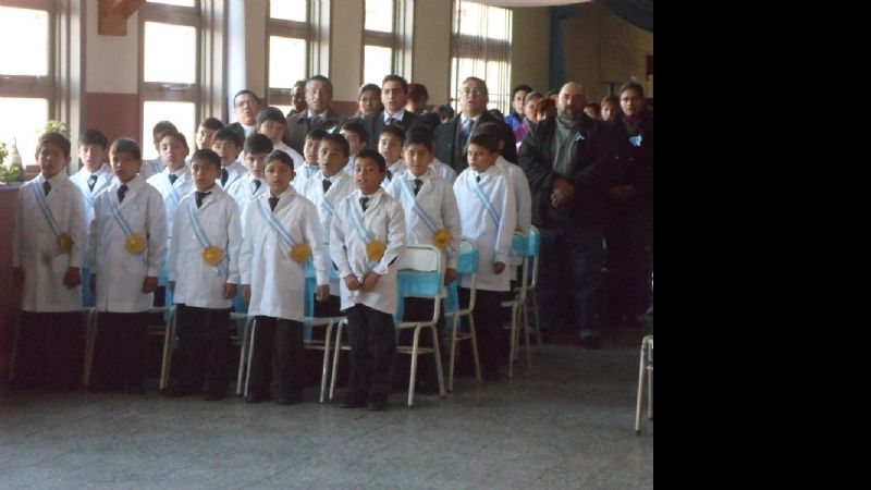 Alumnos de San José fueron beneficiados con becas para transporte