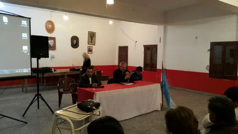 “Los partidos políticos estamos de fiesta”