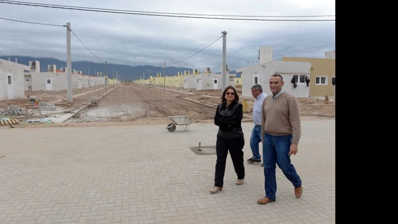 La Gobernadora recorrió Valle Chico