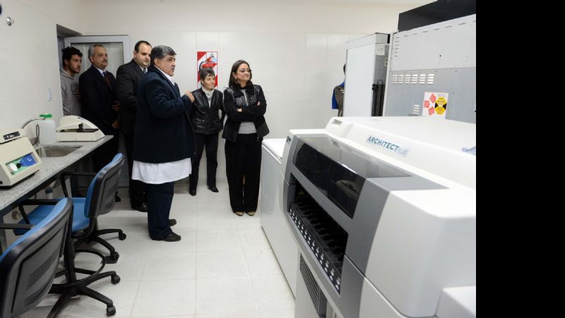 Lucía inauguró el Banco Central de Sangre